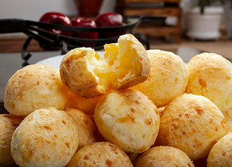 Brazilian snack cheese bread