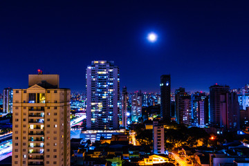 Fototapeta na wymiar Night Sky of the Tatuapé Neighborhood in São Paulo Brazil