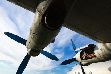 old abandoned propeller plane
