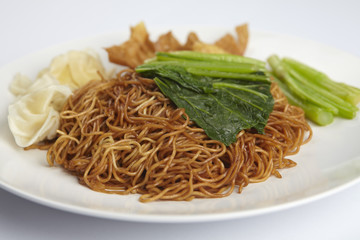 Wonton noodles