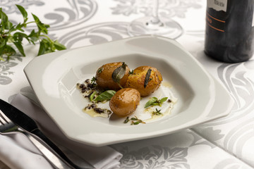 roast chicken with potatoes