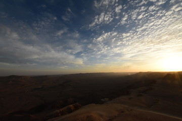 Fototapeta na wymiar 中東随一の自然・風景　ネゲブ砂漠（イスラエル）