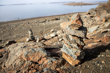 Trail Cairn to Mark Beach Route  at Lake Folsom California