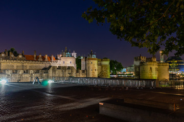 Fototapeta na wymiar Tower of London at night, England, UK