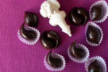 Natural and healthy home-made chocolates.