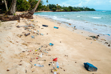 Beach in Thailand ruined by heavy plastic pollution