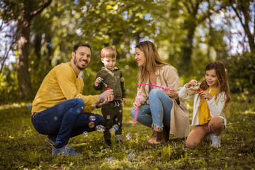 Fototapeta premium Keep your family close.