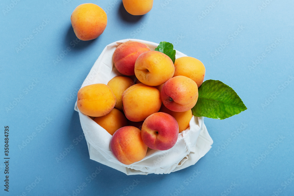 Wall mural fresh biological apricots