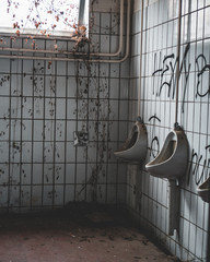 Alte Fabrik Badezimmer