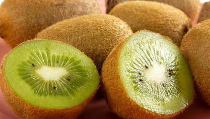 kiwi fruit in the plate