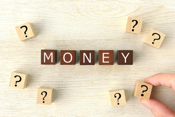 お金に対する疑問イメージ