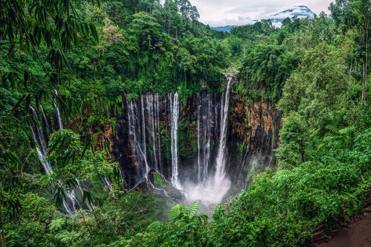 Cascades de Tumpak Sewu - Adobe Stock