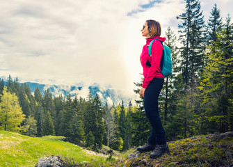 Naklejka premium Back to nature. Living healthy lifestyle.