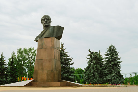 Monument to Vladimir Ilyich Lenin in the city of Soligorsk, Belarus