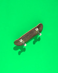 skateboard fingerboard green yellow © dani