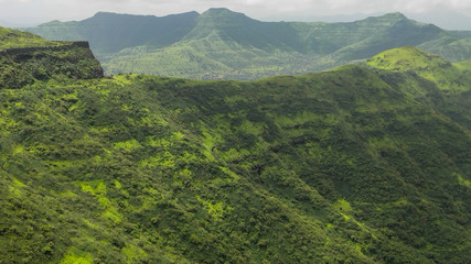 Obraz premium Mountains in monsoon 