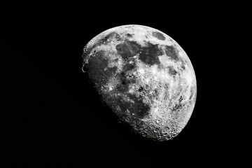 Che fai tu, luna, in ciel? dimmi, che fai, silenziosa luna? (Giacomo Leopardi) © Stefania
