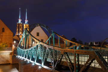evening streets and a view of the Wroclaw cathedral
