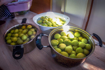 梅のアク抜きのイメージ