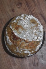 bread details sourdough contrast color tone