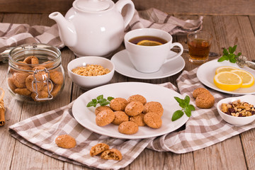 Amaretti cookies.
