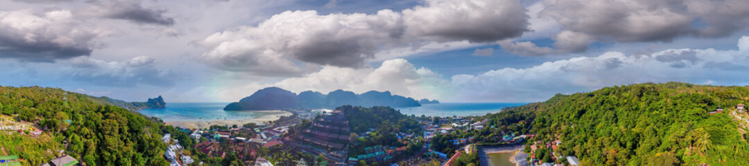 Obraz premium Aerial view of Phi Phi Don from Viewpoint 1 on a sunny sunset, Thailand