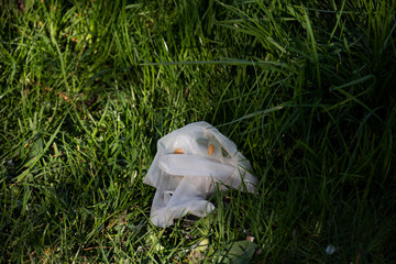 Covid-19 tales : PPE becomes litter.