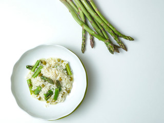 Green asparagus risotto z zielonych szparagów
