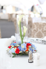 decoration of the dining table