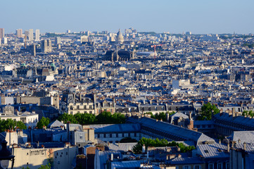 Fototapeta na wymiar Vue générale vers Paris depuis Montmartre
