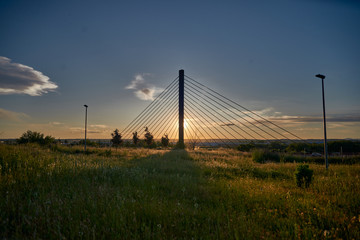 puente atardecer