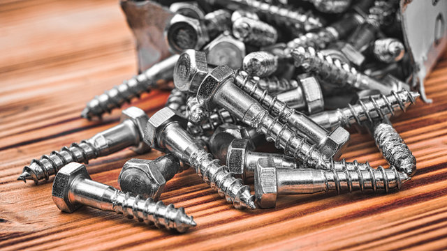 Bolzen 이미지 – 찾아보기 1,458 스톡 사진, 벡터 및 비디오 | Adobe Stock