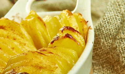 Crispy Leaf Potatoes