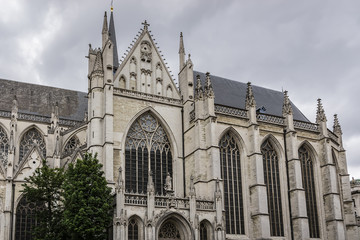 Obraz premium Architectural fragments of Cathedral of St. Michael and St. Gudula - Roman Catholic church on the Treurenberg Hill in Brussels, Belgium.