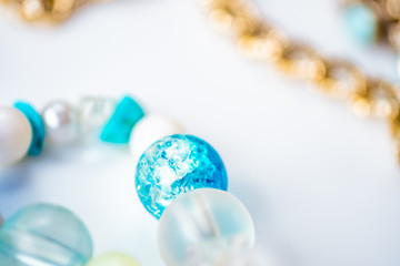 フロスト、クラッキング　ビーズのブレスレット　アクセサリーのイメージ素材