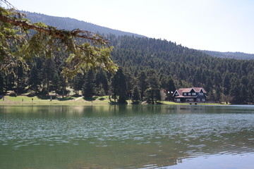 lake in mountains bolu gölcük