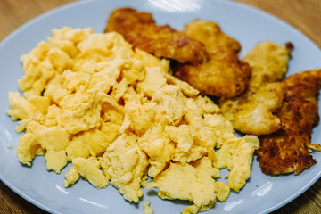 scramble egg for breakfast
