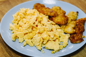 scramble egg for breakfast