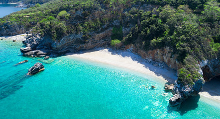 Fototapeta premium Beautiful beach with turquoise water in Pilion, Greece