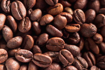 Obraz premium średnio palone ziarna kawy prosto z etiopii, 100% arabica