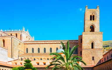 Fototapeta na wymiar Garden at Monreale Cathedral Palermo Sicily reflex