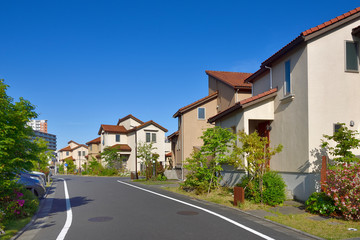 Fototapeta na wymiar Japan's residential area, suburbs of Tokyo 青空と住宅地