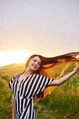 Obraz premium Ukrainian girl in traditional Ukrainian clothes