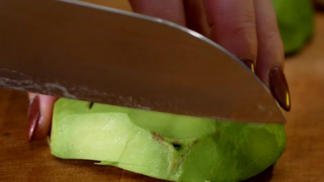 Cook. To cut. Restaurant.