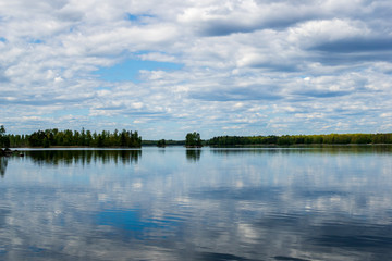 Obraz na płótnie Canvas lake and sky