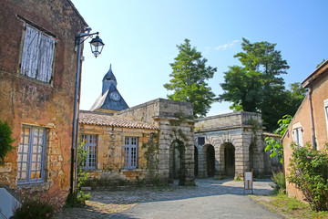 Narrow streets inside the old town, in the citadel of Blaye, Gironde department in Nouvelle-...