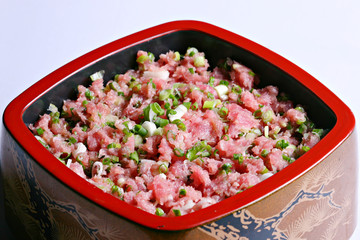 Fototapeta na wymiar Maguro Zuke Don Seasoned Blue fin Tuna with Rice 