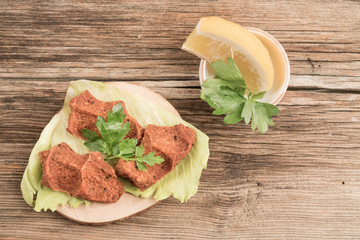 Turkish appetizer made of raw minced meat and spices