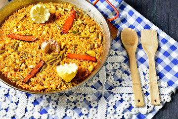 authentic seafood paella