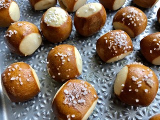 warm salted soft pretzel bites